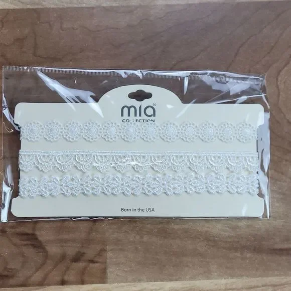 MIA Collection White Choker Three Pack - Picture 4 of 4
